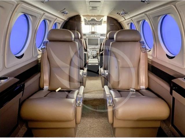 INTERIOR 1.jpg